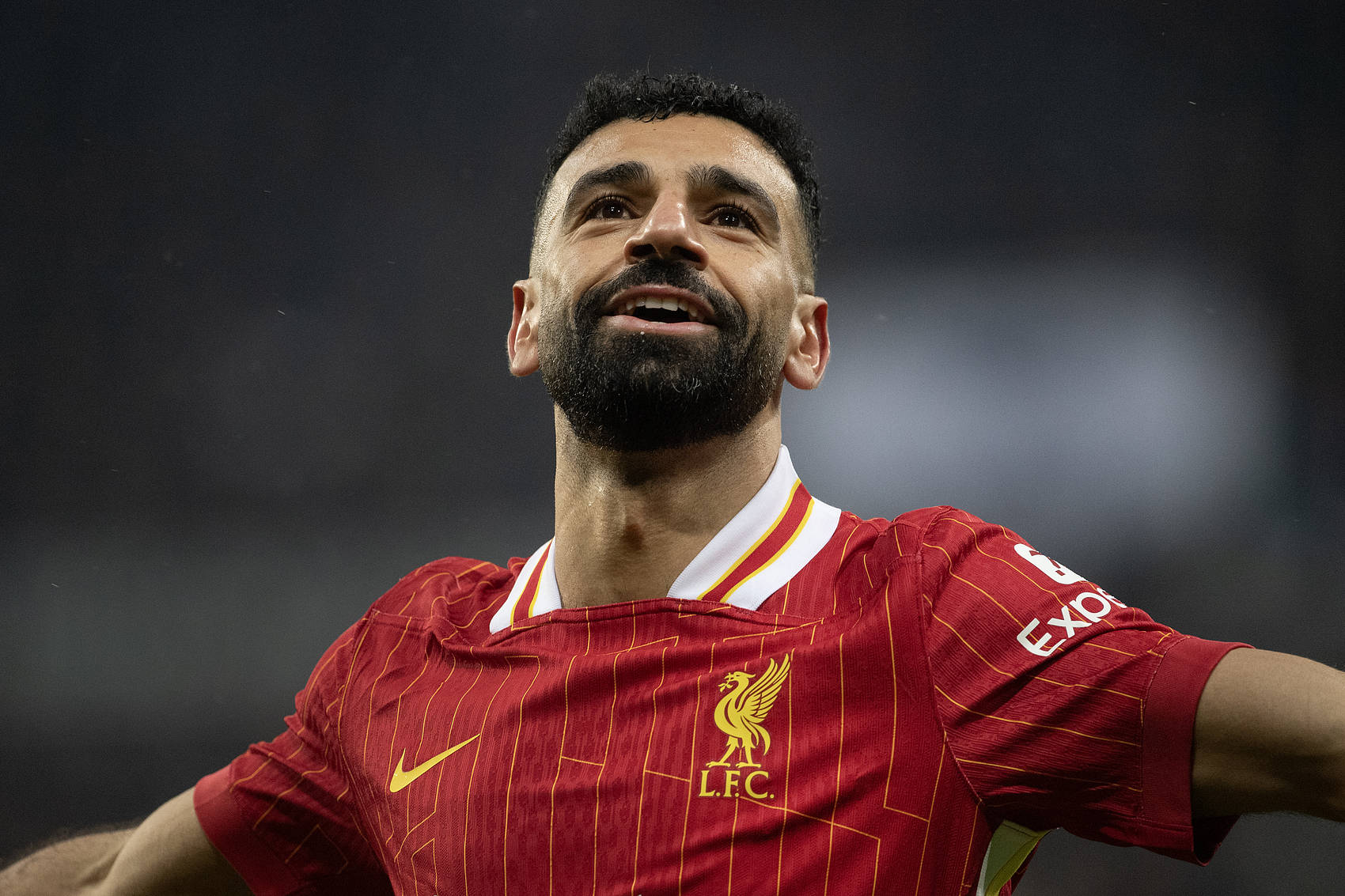 爱游戏体育-萨拉赫迎来十五赛季出色发挥，G2观众热烈欢呼！