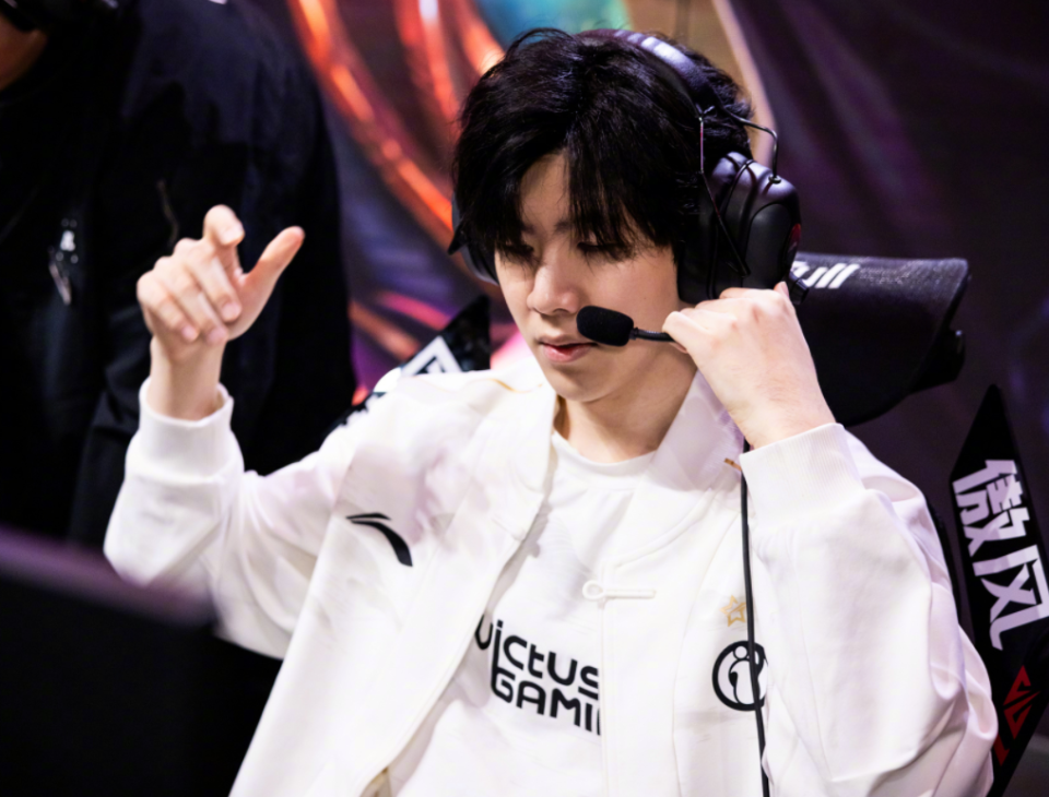 爱游戏体育-TheShy回归赛场，回归赛场首场状态亮眼，尤文图斯观众沸腾！的简单介绍